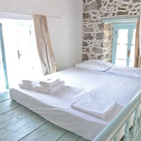 Volcano View Nisyros بيت للعطل *