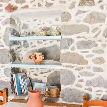 بيت للعطل Volcano View Nisyros Emporeiós