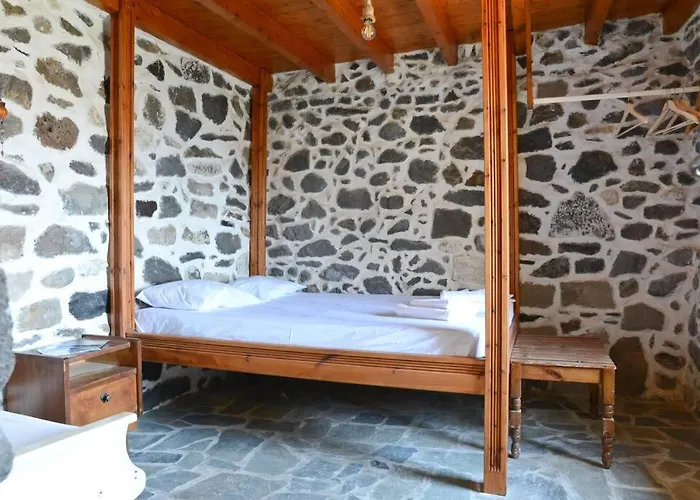 Volcano View Nisyros Holiday home Emporeios (Nisyros)